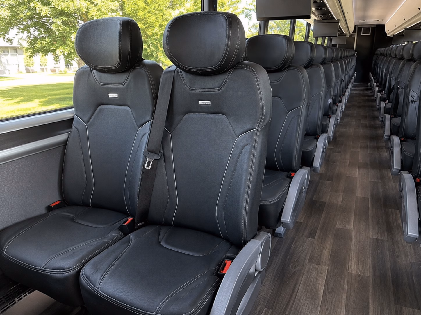 rochesternycharterbusservices com makes finding rochester wine tour transportation fast and easy
